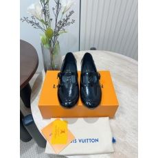 LV flat shoes